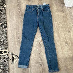 Levi 721 High Rise Skinny Jeans